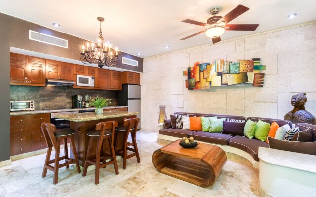 Maya Villa Condo Hotel & Beach Club