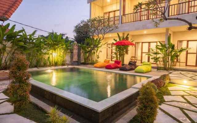 Mupu Jana G.House Keramas