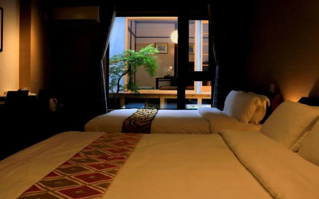 Hotel Traveling Bridge Nijojo