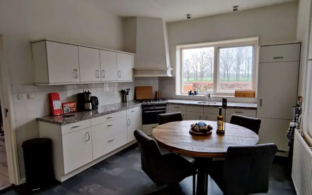 Spacious Farmhouse in Silvolde With Garden