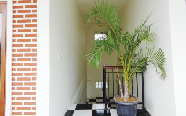 Pucuk Merah 51 Guesthouse Canggu