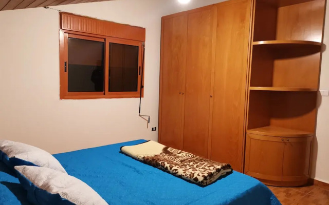 Apartment near Lady of the Sea & Phoenician Wall