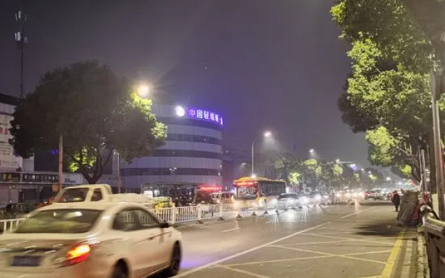 Time Hotel（Shaoxing Keqiao Textile Chengbei market store）