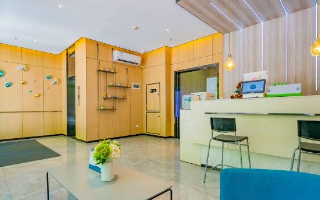 Yiju Hotel