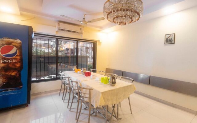 Hotel Daisy Residency