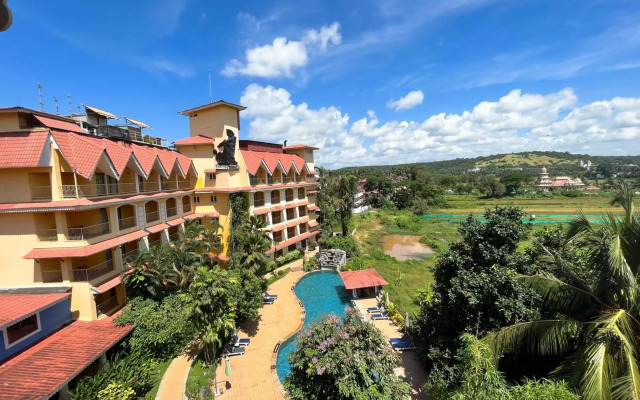 Acron Candolim Regina