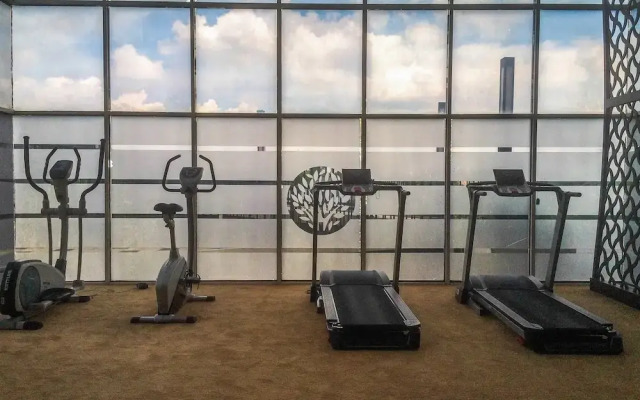 Comfortable 2BR @The Oasis Apartment By Travelio