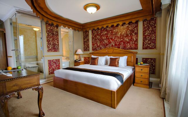Amos Cozy Hotel & Convention Hall