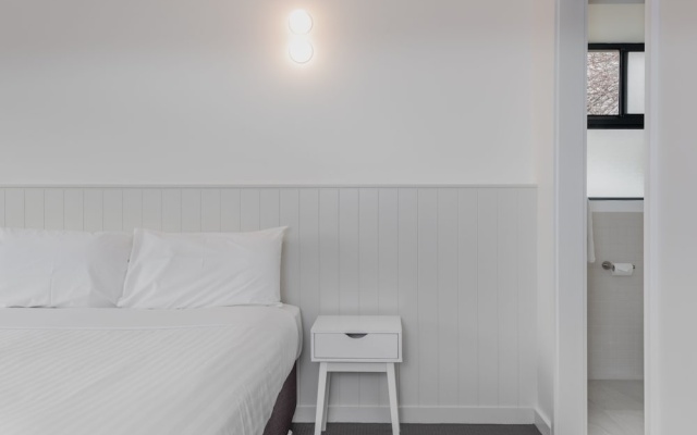 Coastal Cottage by the BnB Collection – Guest Rooms – Albany