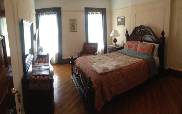 Lefferts Gardens Residence B&B