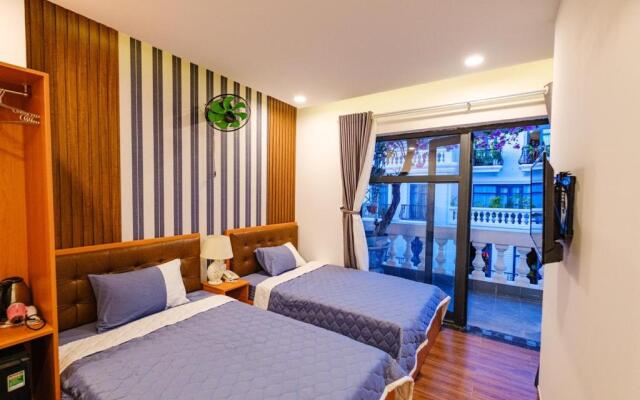 Khách Sạn Tre Việt 2