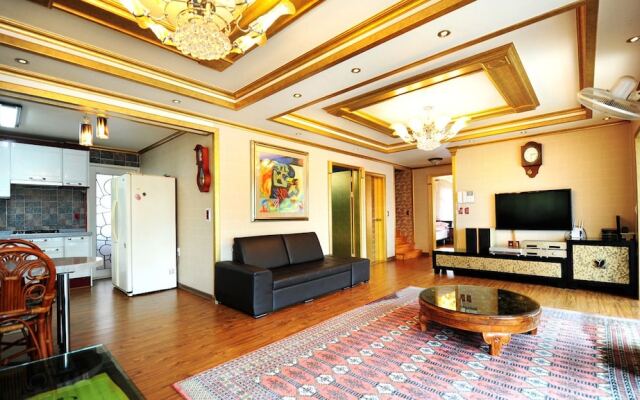 Tongyeong The Sea and The Poet Pension