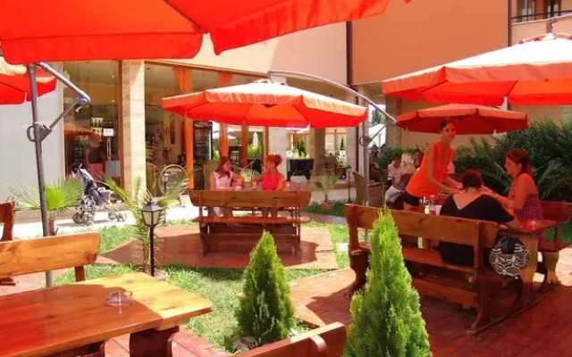 Royal Paradise Bangkok