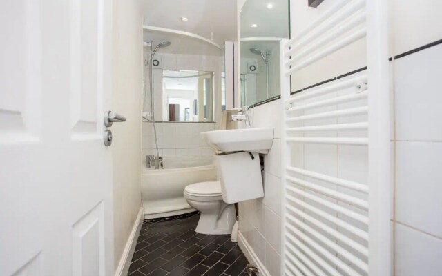 1 Bedroom Flat in West Central London