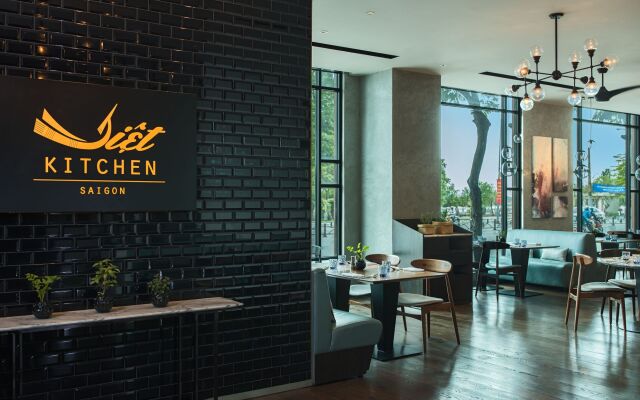 Renaissance Riverside Hotel Saigon