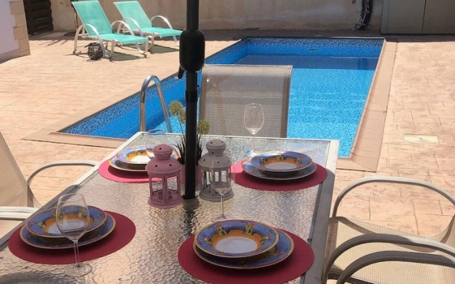 Stylianos Villa