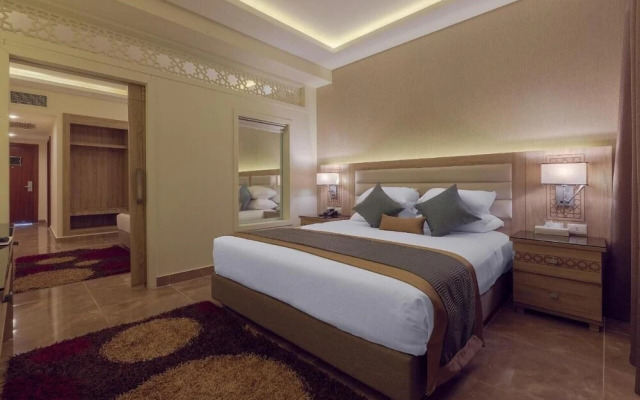 Albatros Aqua Blue Azrak VIP Package