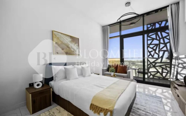 432 Bloomfields Deluxe STU Gate Masdar