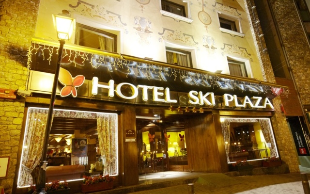 Ski Plaza Hotel & Wellness