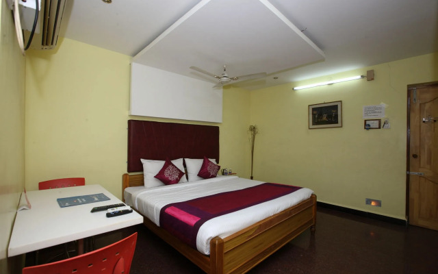 OYO 8973 Velachery