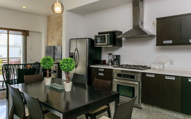 Infinito by Playa Moments