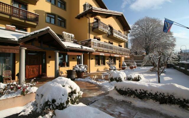 Paradise Hotel & Wellness