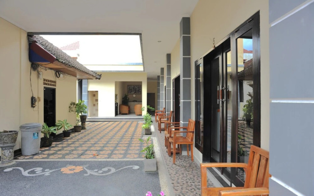 Airy Kuta Kartika Plaza Gang Samudra B2000 Bali