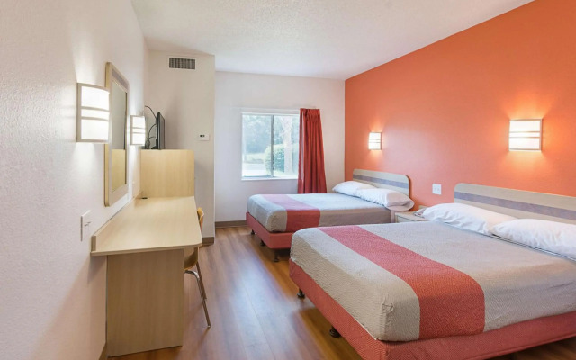 Motel 6 Columbia, SC - Fort Jackson Area