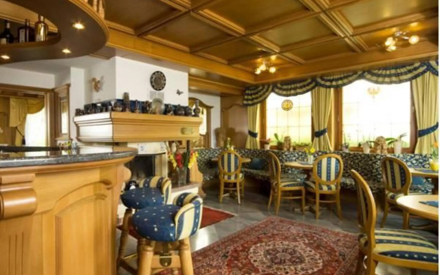 Hotel Karin
