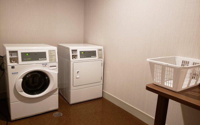 Holiday Inn Express & Suites Macon North by IHG