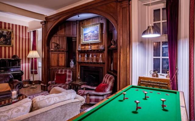 Dalmunzie Castle Hotel