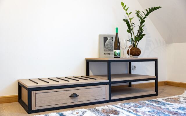 Czakó Bed & Breakfast