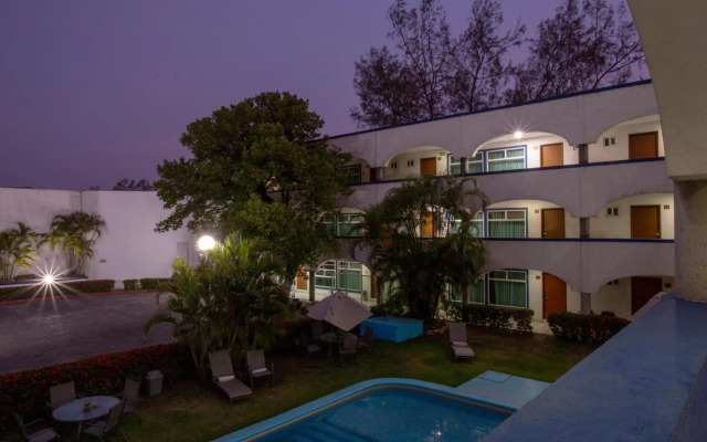 Hotel Arcos Aeropuerto