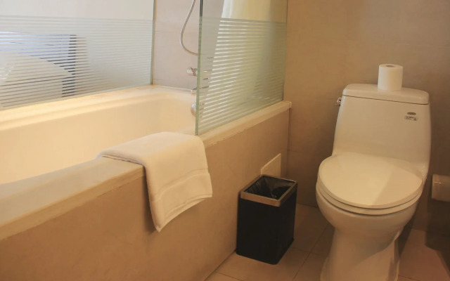 GreenPark Hotel Tianjin