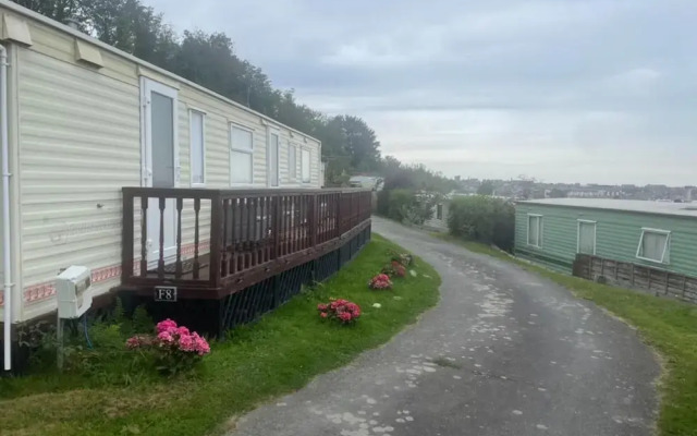2 Bed Caravan With Aberystwyth Town Viev