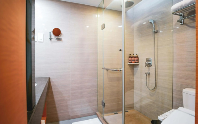 Ramada Plaza by Wyndham Shanghai Pudong Airport