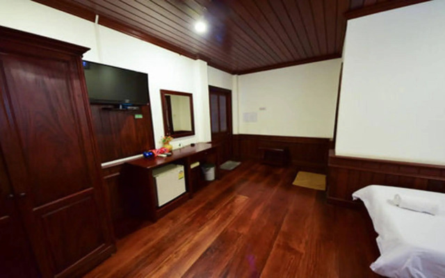 Huaxieng Residence by My LaoHome