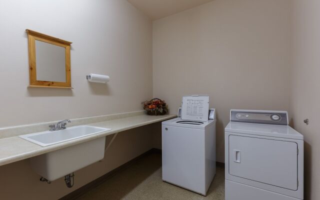 Jackpine Lodge by Summit County Mountain Retreats