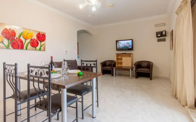 Merill Pool and Sea Charming Apart 2