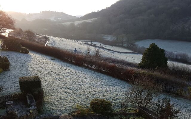 Eastwrey Barton Country House