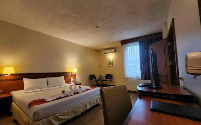 Hadyai Golden Crown Hotel