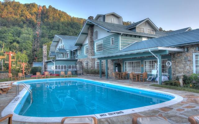 The Historic Gatlinburg Inn