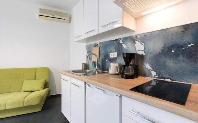 Apartment Lauro Opatija, ground floor, parking, near sea