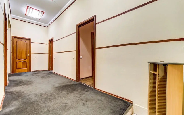 Rinaldi at Moskovsky 18