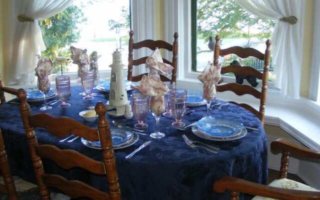 Rothesay House Heritage Inn B&B