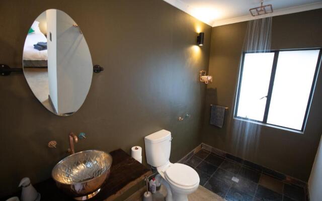 Antares Bush Camp & Safaris - Hostel