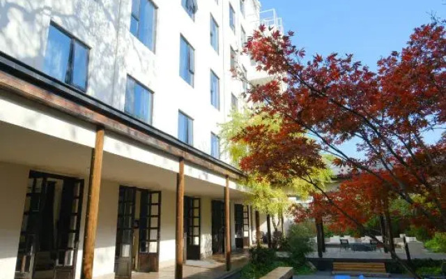 Yijian·6500 Hotel