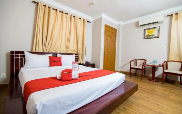 S79 Quynh Giang Airport Hotel