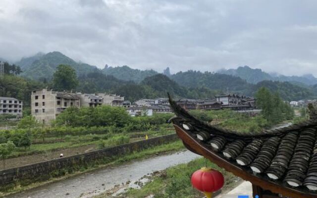 Baiyunjian Inn