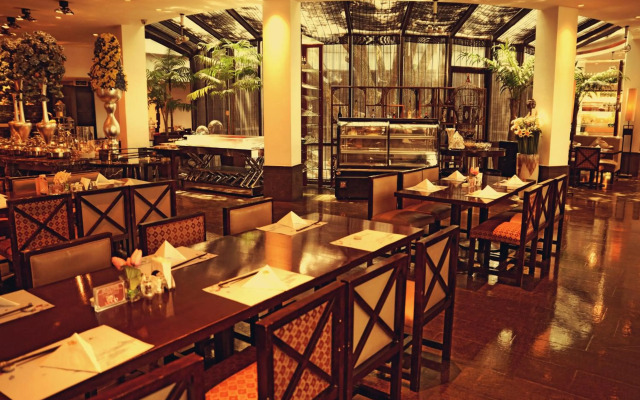 Garden Hotel
